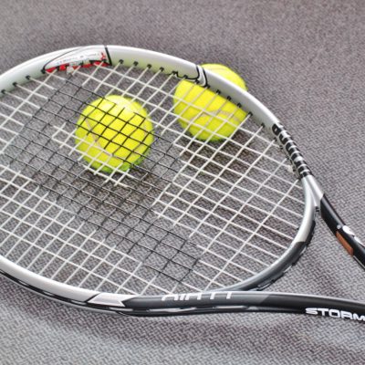 tennis_tennis_racket_tennis_sports_leisure_play_tennis_sports_ball_tennis_ball-1333957